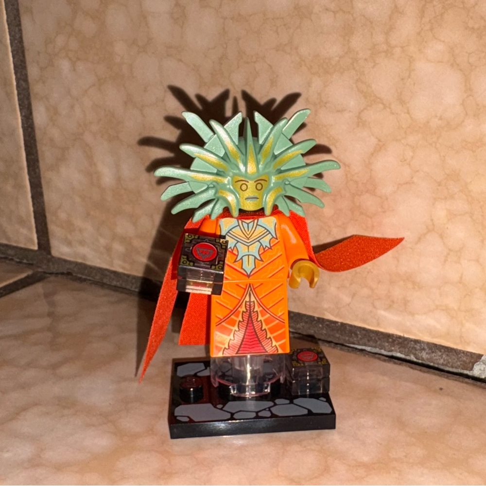 Lego Minifigure Dungeons & Dragons The Lady of Pain